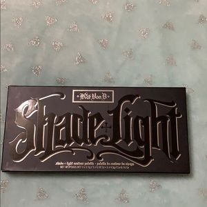 Kat Von D contour and highlight pallet
